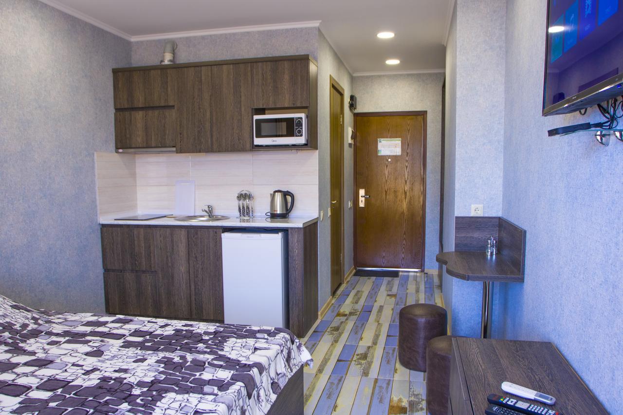 Apartament Denis In Apart-Otel Residenc Batumi Exteriör bild