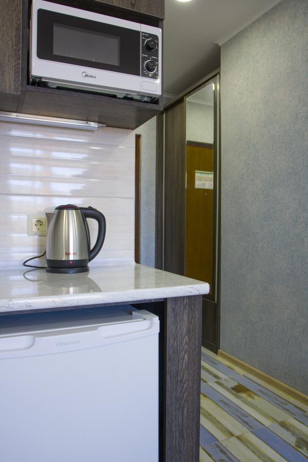 Apartament Denis In Apart-Otel Residenc Batumi Exteriör bild